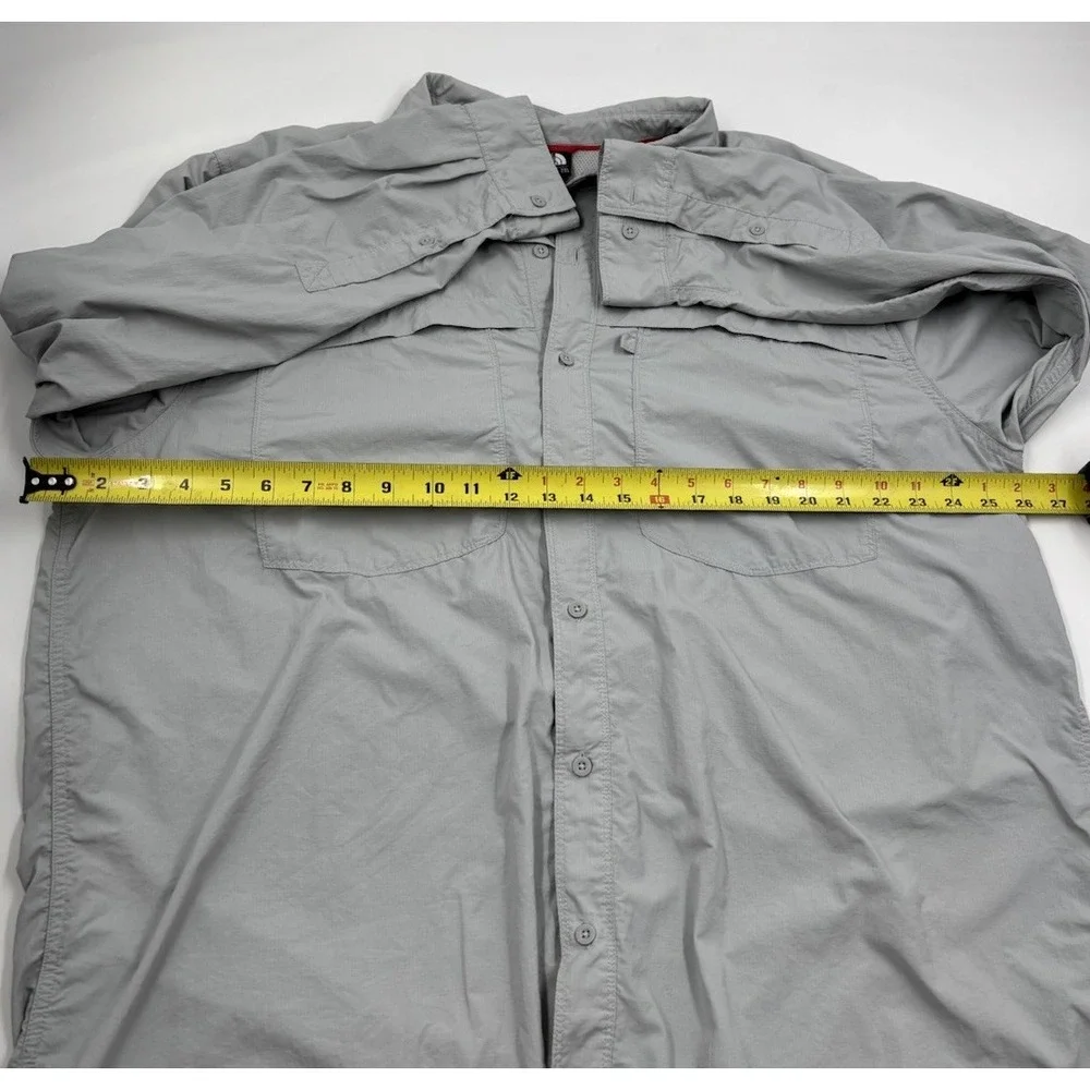 The North‎ Face Men's XXL Nylon Gray Long Sleeve Button Down Fishing Shirt